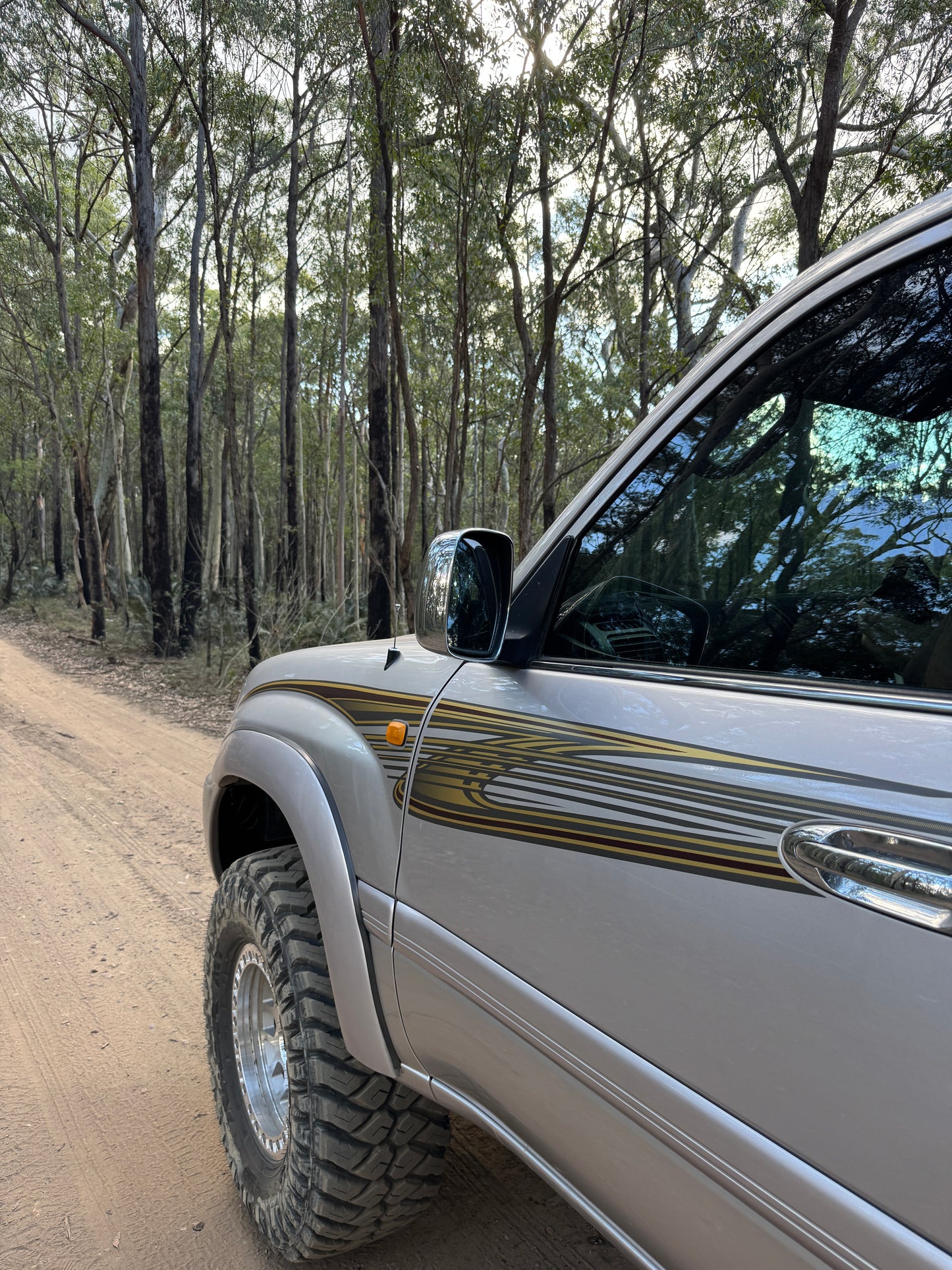 100/105 Series 'STREET' decal